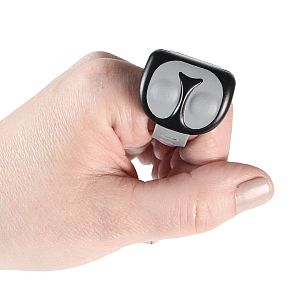 Elektronický výcvikový obojek pro psy d-control Edge 650R s prstýnkovým ovladačem